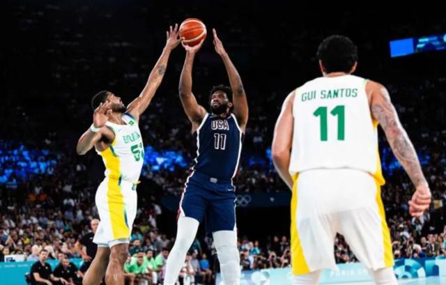 开云-“最弱一环”迎来爆发！恩比德强势反弹半场打卡下班